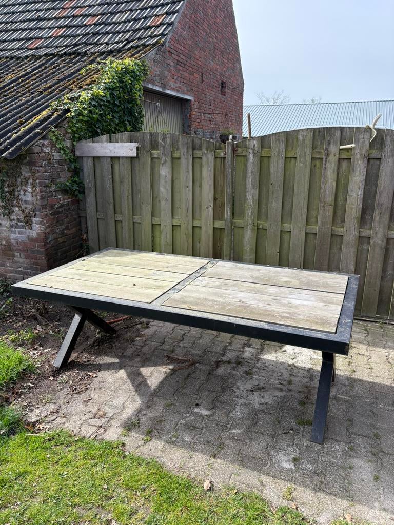 Degelijke tuintafel, Tuin en Terras, Tuintafels, Ophalen, Gebruikt, Rechthoekig, Overige materialen