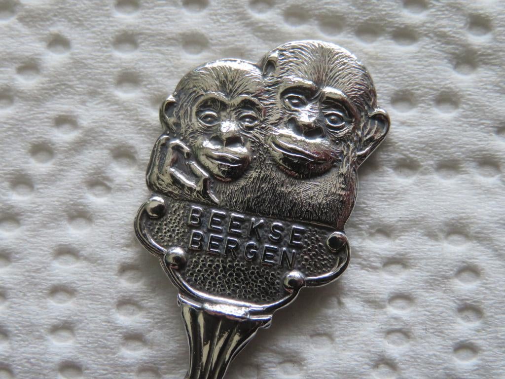 Lepeltje Safaripark de Beekse Bergen, afbeelding Aapjes, Verzenden, Zo goed als nieuw, Overige materialen, Bestek