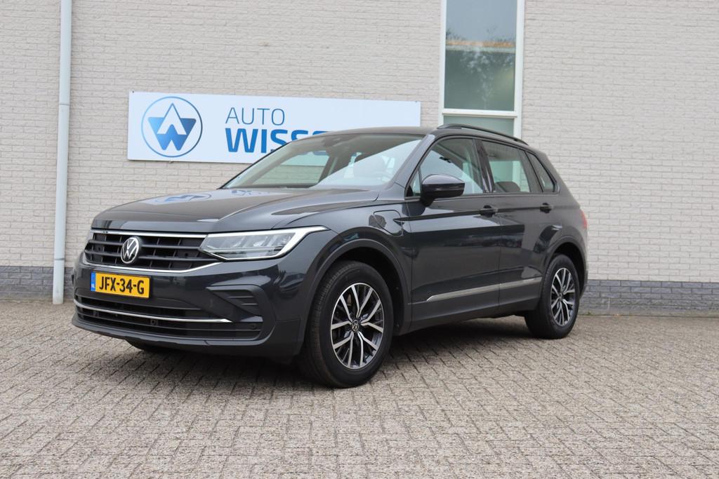 Volkswagen Tiguan 1.4 TSI eHybrid Business+, Auto's, Volkswagen, Stof, 4 cilinders, Hybride Elektrisch/Benzine, 1711 kg