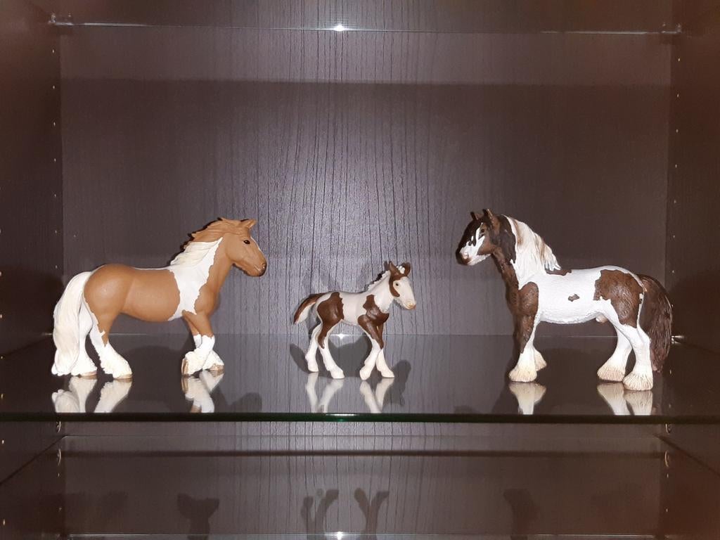 Schleich tinker / irish gypsy cob familie set bruin, Ophalen of Verzenden, Zo goed als nieuw, Paard, Beeldje of Figuurtje