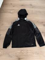 Adidas sportjasje maat.146-152, Ophalen of Verzenden, Zo goed als nieuw, Jongen of Meisje, Sport- of Zwemkleding