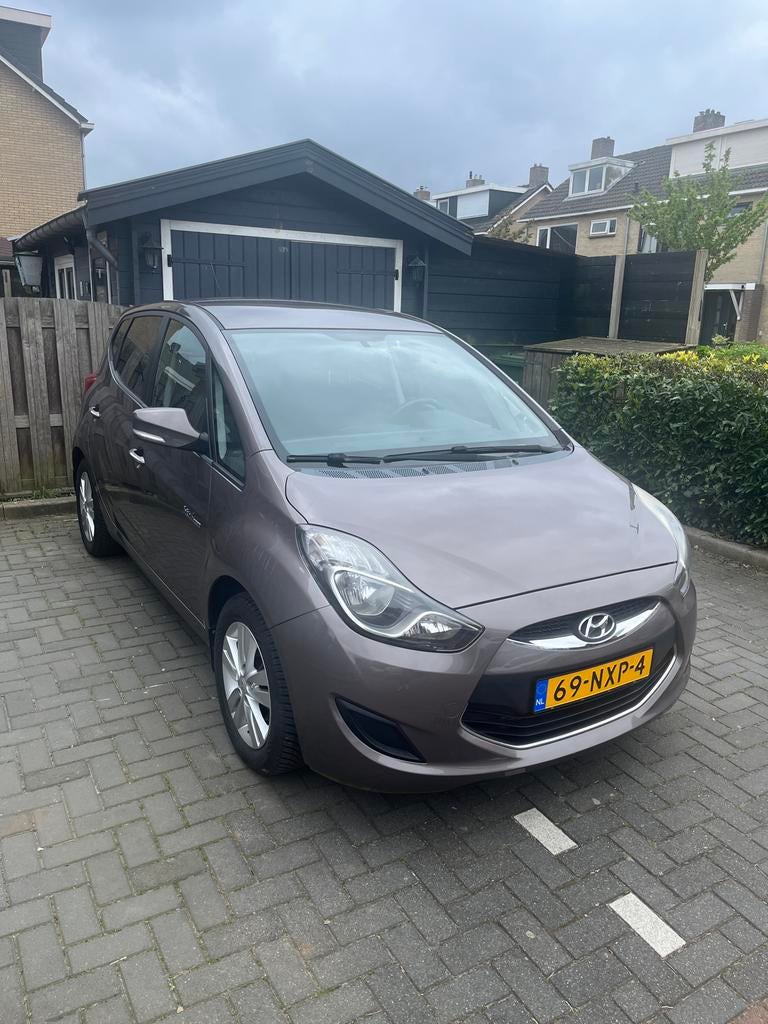 Hyundai iX20 1.4 Blue i-Vision - luxe uitvoering - 2010, Auto's, Hyundai, Voorwielaandrijving, Stof, Zwart, 4 cilinders