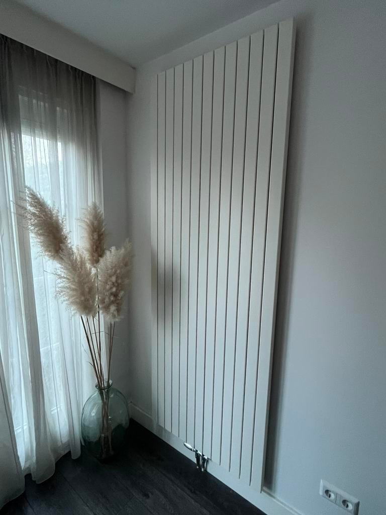 Verticale design radiator 3x, Ophalen, Radiator, Zo goed als nieuw, 60 tot 150 cm