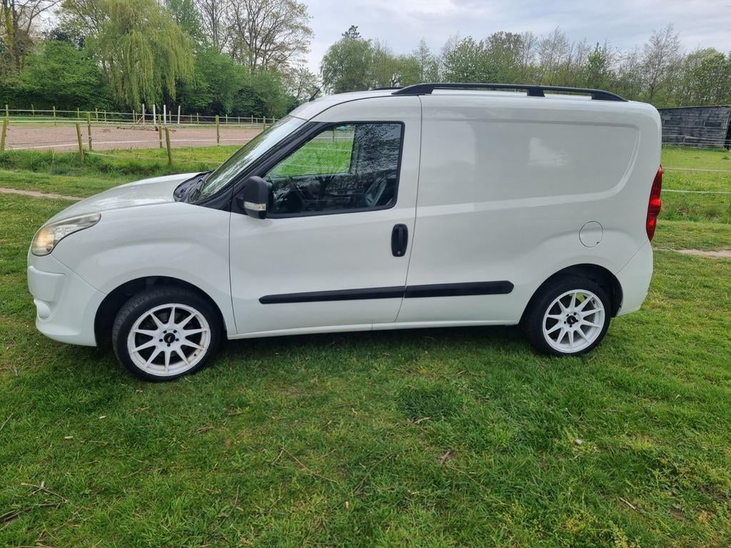 Fiat Doblo C 1.4 70KW 2013, Auto's, Wit, Handgeschakeld, 1368 cc, 500 kg