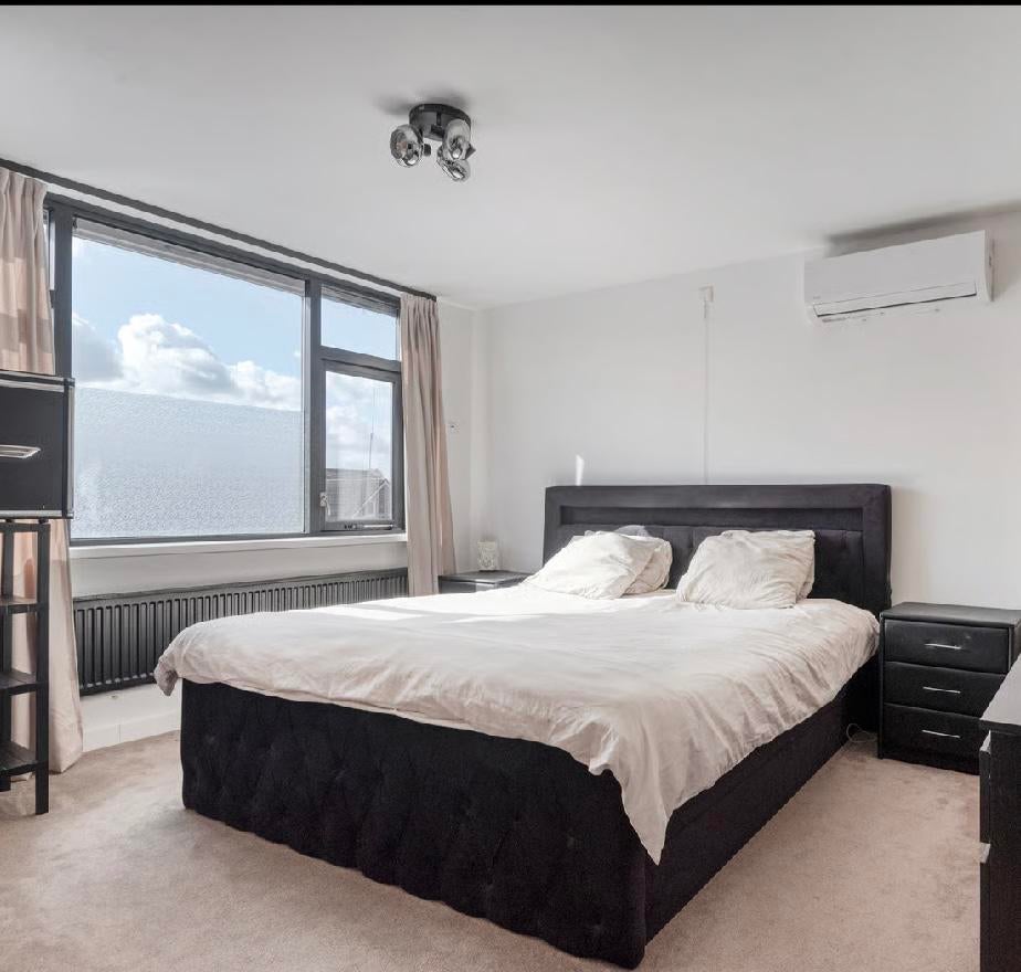 Zwarte boxspring velvet, Ophalen, Zo goed als nieuw, Tweepersoons, 180 cm