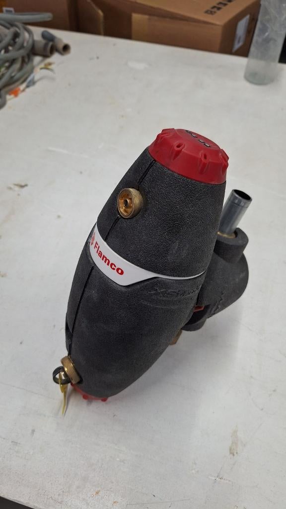 Flamco XStream Vent-Clean Lucht- en vuilafscheider, Doe-het-zelf en Verbouw, Verwarming en Radiatoren, Minder dan 30 cm, Overige typen