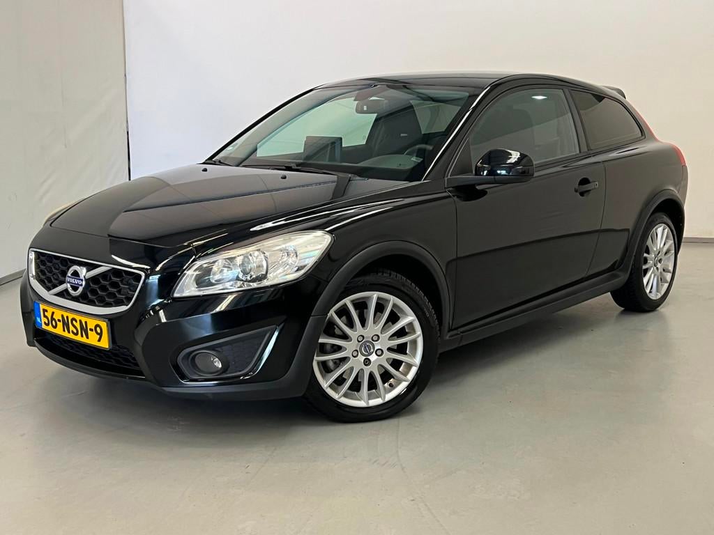 Volvo C30 2.0 D3 R-Design / Xenon / HPS / Stoelverwarming, Auto's, Volvo, Euro 5, Gebruikt, Zwart, 4 stoelen