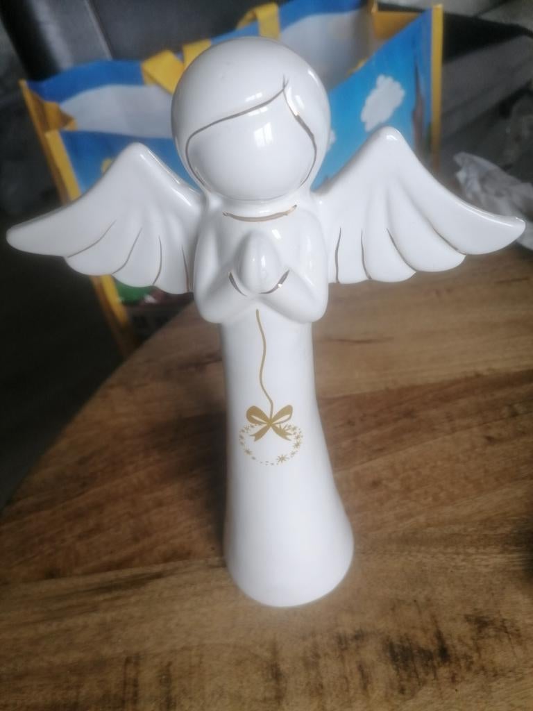 Riviera maison engel, Ophalen