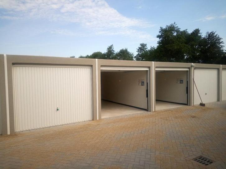 Te huur: garagebox/hobby-ruimte Middelharnis, Auto diversen, Autostallingen en Garages