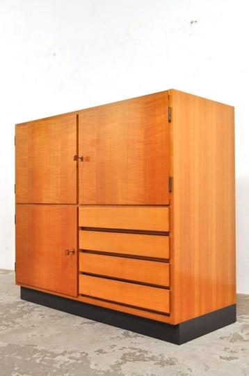 Vintage dressoir met laden jaren 70 ladekast kersenhout beschikbaar voor biedingen