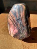 Labradoriet paars (09), Verzamelen, Mineralen en Fossielen, Ophalen of Verzenden, Mineraal