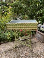 Franse brocante rieten plantenbak met zinken binnenbak, Ophalen