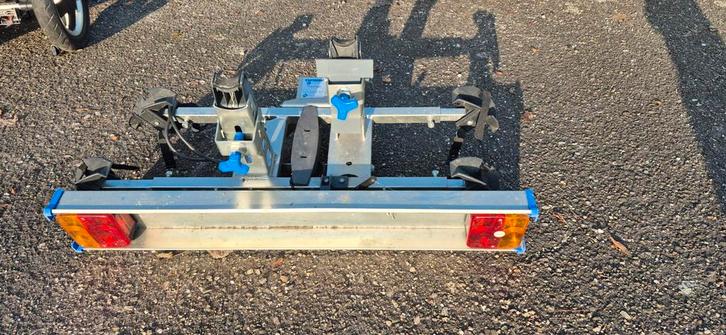 Neerklapbare Twinnyload Fietsendrager, Auto diversen, Fietsendragers, Gebruikt, Trekhaakdrager, 2 fietsen, Elektrische fiets, Ophalen