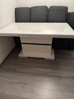 Eettafel met 4 stoelen zo goed als nieuw., Kunststof, 150 tot 200 cm, Vierkant, Ophalen of Verzenden