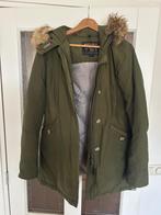 Groene Woolrich parka dames, Maat 38/40 (M), Verzenden, Zo goed als nieuw, Woolrich