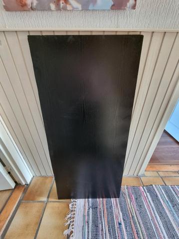 Plank zwart hout 120cm x55cm x2cm beschikbaar voor biedingen