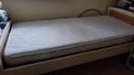 Senioren bed met verstelbare bodem, Ophalen, 90 cm, Eenpersoons, Hout