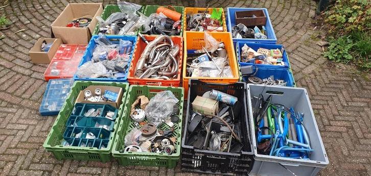 Partij Puch Honda Sparta Batavus Zundapp etc nos en gebruikt, Fietsen en Brommers, Brommeronderdelen | Oldtimers, Nieuw, Overige merken
