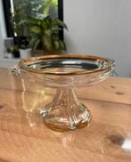 Vintage glazen bonbonschaal op voet glazen plateau, Ophalen of Verzenden, Zo goed als nieuw