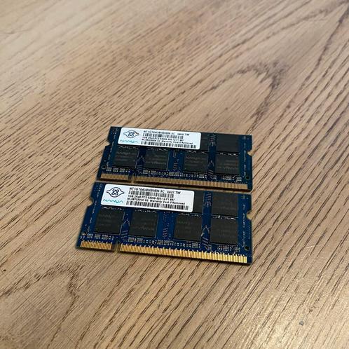 Nanya 2GB DDR2 2Rx8 667MHz  ( 2x 1GB ), Computers en Software, RAM geheugen, Gebruikt, Laptop, 2 GB, DDR2, Ophalen of Verzenden