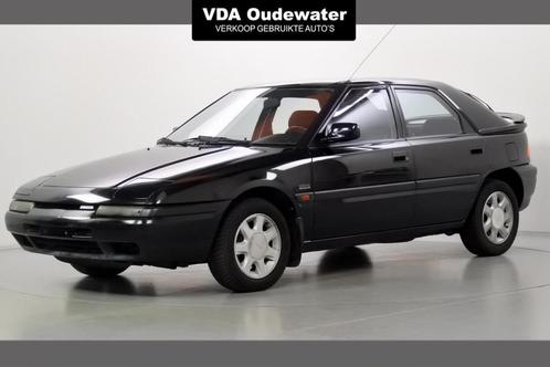 Mazda 323 1.8i F GT, Auto's, Mazda, Bedrijf, Te koop, Benzine, Hatchback, Handgeschakeld, Zwart, Zwart, Stof, Voorwielaandrijving