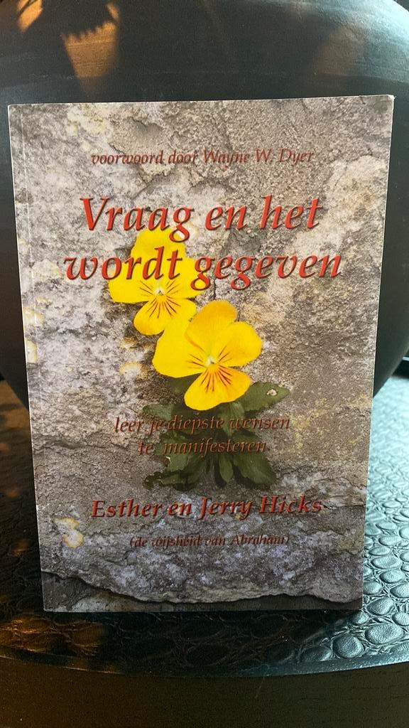 J. Hicks - Vraag en het wordt gegeven, Boeken, Esoterie en Spiritualiteit, Zo goed als nieuw, Overige typen, Ophalen of Verzenden