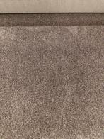 Mooie coupon tapijt 700 x 500 beige