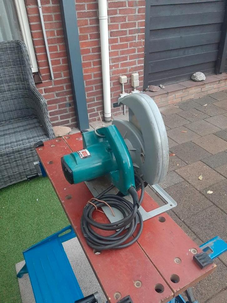 Afkort/cirkelzaag met widia zaagblad, Doe-het-zelf en Verbouw, Gereedschap | Zaagmachines, Zo goed als nieuw, Afkortzaag, Ophalen