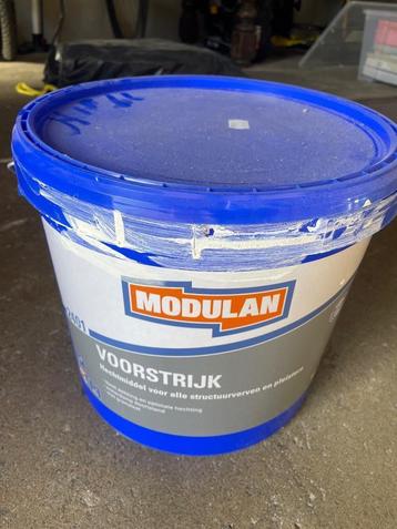 Modulan voorstrijk verf beschikbaar voor biedingen