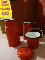Rood emaille melkbus kan emmertje + 3 witte potjes, Huis en Inrichting, Keuken | Potten en Pannen, Ophalen of Verzenden, Gebruikt