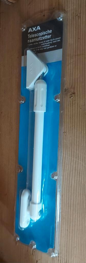 Telescopische Raamuitzetter AXA  beschikbaar voor biedingen
