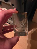 Glazen kubus met kat gravure/hologram, Verzamelen, Ophalen of Verzenden, Zo goed als nieuw