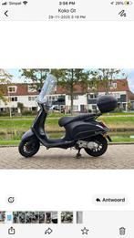Vespa sprint notte 2019, Fietsen en Brommers, Scooters | Vespa, Ophalen of Verzenden, Zo goed als nieuw, Benzine