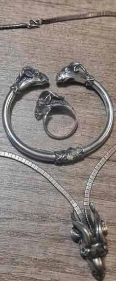 Zilveren rams koppen Sieraden Set: Ketting, Bangle & Ring beschikbaar voor biedingen