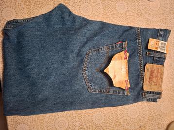 Levi's 501 (W42 L34/32) beschikbaar voor biedingen
