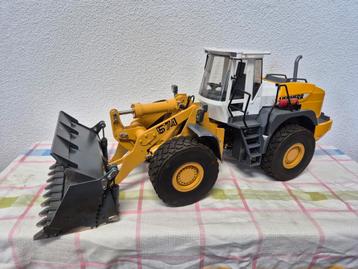 Rc Magom Liebherr 574 Shovel  beschikbaar voor biedingen