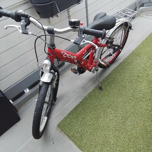 Closs jongens fiets 20 inch met 3v en terug trap rem, Fietsen en Brommers, Fietsen | Jongens, Zo goed als nieuw, 20 inch, Ophalen