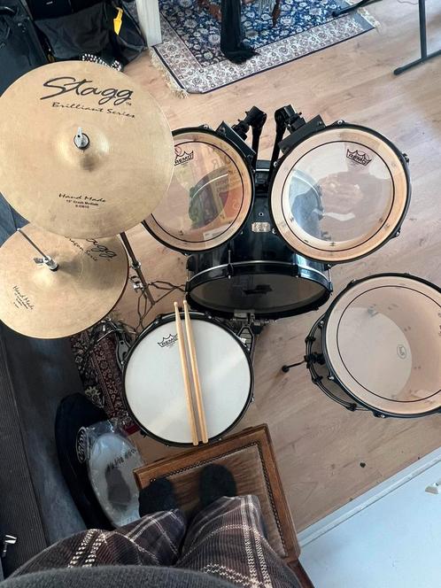 Pearl Accoustic drumkit in black, Muziek en Instrumenten, Drumstellen en Slagwerk, Nieuw, Pearl, Ophalen of Verzenden