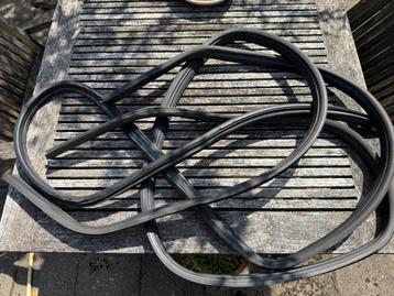 Golf 2 MK2 deurrubbers achter 5-deurs beschikbaar voor biedingen