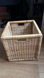 Ikea Branäs rotan mand, Huis en Inrichting, Woonaccessoires | Schalen en Manden, Mand, Vierkant, Ophalen of Verzenden, Zo goed als nieuw