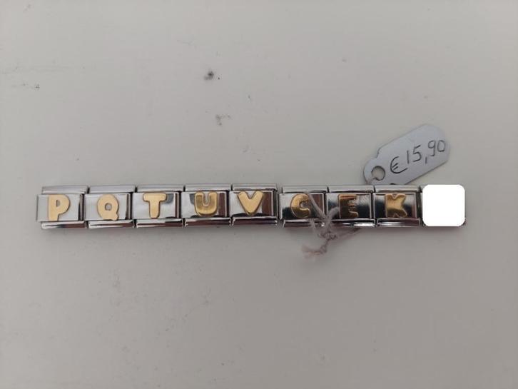 Nomination bedels letters in goud, PQTUVCEK, Sieraden, Tassen en Uiterlijk, Bedels, Nieuw, Overige merken, Goud, 4 bedels of meer