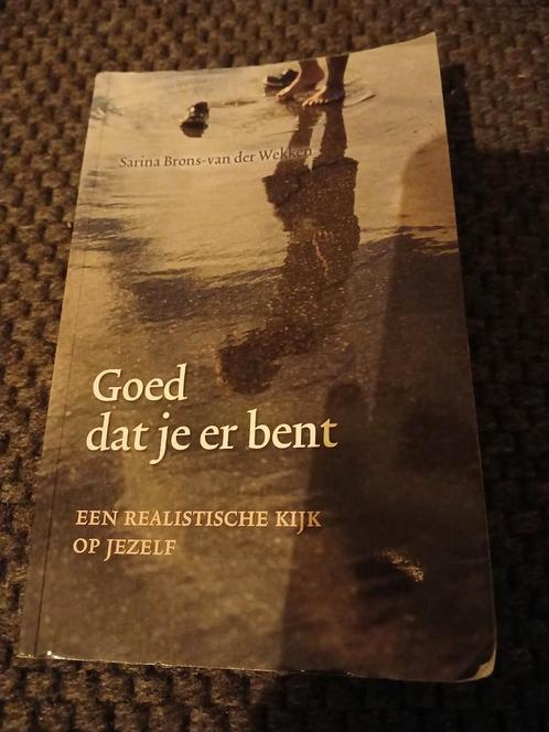 Goed dat je er bent - Sarina Brons, Boeken, Psychologie, Gelezen, Overige onderwerpen, Ophalen of Verzenden