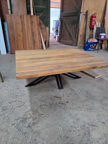 salontafel 100x120 beschikbaar voor biedingen