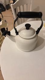 Le Creuset waterkoker 1.1 liter, 1 tot 2 liter, Ophalen of Verzenden, Zo goed als nieuw
