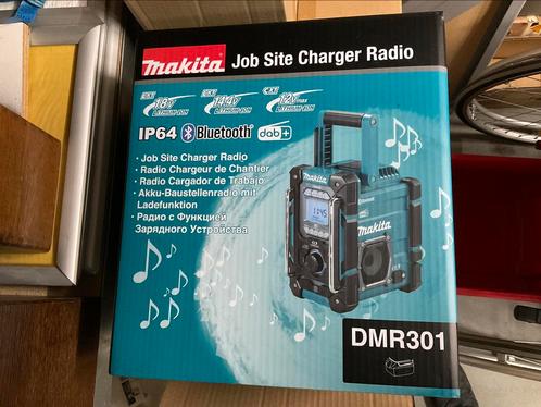 Makita ( bouw) radio. Dmr301.  Nieuw in doos., Audio, Tv en Foto, Radio's, Zo goed als nieuw, Bouwradio, Ophalen