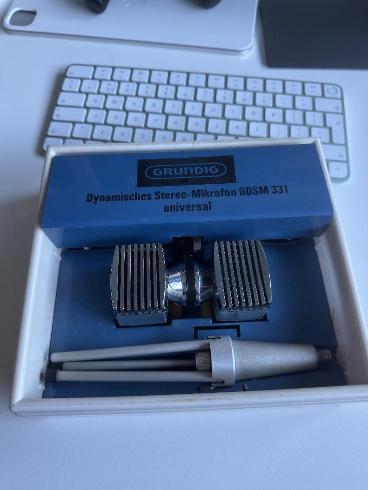 Grundig gdsm 331 vintage microfoon, Muziek en Instrumenten, Microfoons, Gebruikt, Ophalen of Verzenden