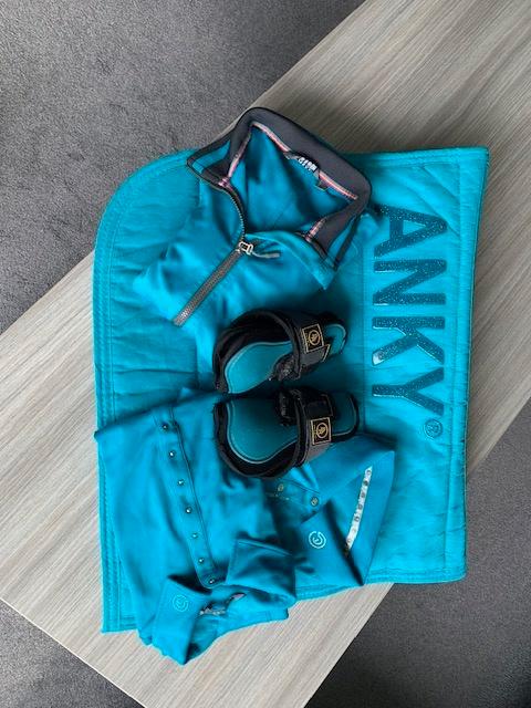 Anky set emerald (blauwgroen), Dieren en Toebehoren, Paarden en Pony's | Dekens en Dekjes, Zo goed als nieuw, Dekje, Ophalen of Verzenden