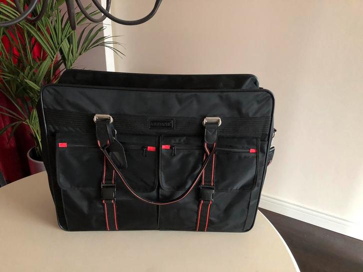 Reistas | Jordache | Zwart & Rood | Groot | Gebruikt, Sieraden, Tassen en Uiterlijk, Tassen | Reistassen en Weekendtassen, Gebruikt