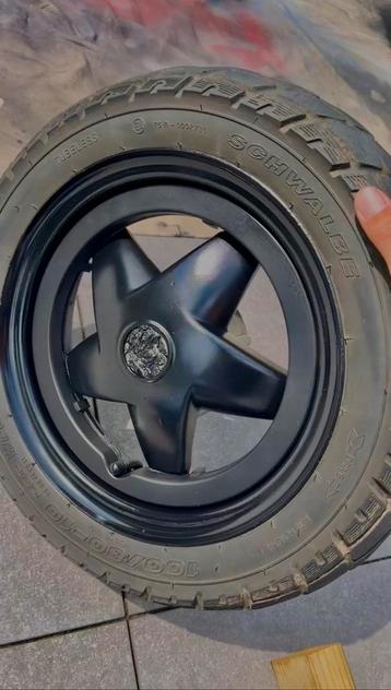 Skipper voor velg en band beschikbaar voor biedingen