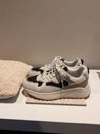 Dames sneakers mt 41, Ophalen of Verzenden, Zo goed als nieuw, Beige, Sneakers of Gympen